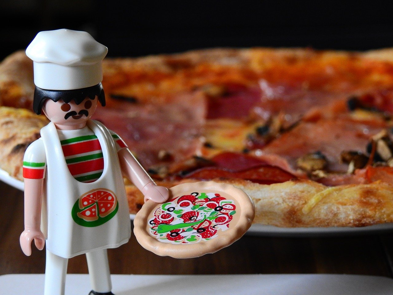 Brindes para pizzaria: 5 ideias que vão encantar os seus clientes!